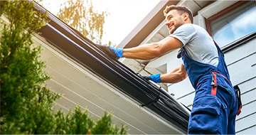 Professional Gutter Cleaning Services in Roslyn