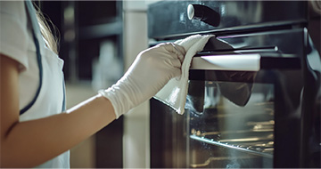 From Grime to Shine – What’s Included in Your Oven cleaning Mosgiel Service