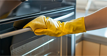Safe, Precise & Local: Oven Cleaners You Can Count On