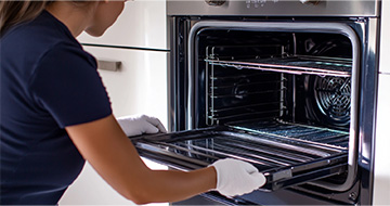 Top-Quality Oven Cleaning Services in Māori Hill