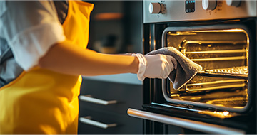 Why Choose Our Professional Oven Cleaners