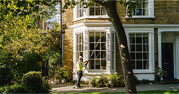 Why Roslyn Homes and Businesses Need Regular Window Cleaning